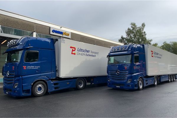 LKW Beschriftung 4.jpg